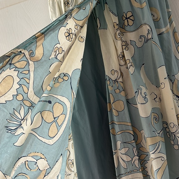 Elegant Blue and Cream Women's Dress - Picture 6 of 6